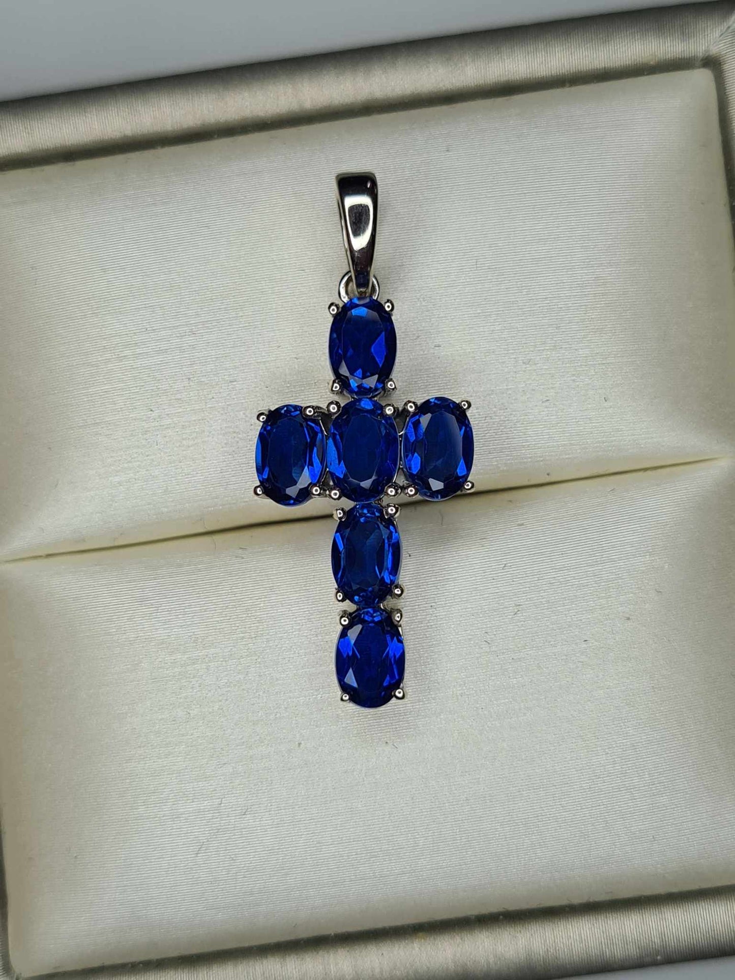 3.10ct Ceylon Colour Quartz Cross Pendant 925 Sterling Silver