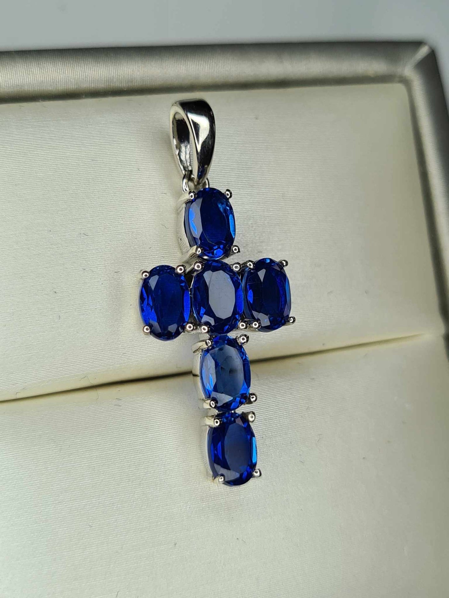 3.10ct Ceylon Colour Quartz Cross Pendant 925 Sterling Silver