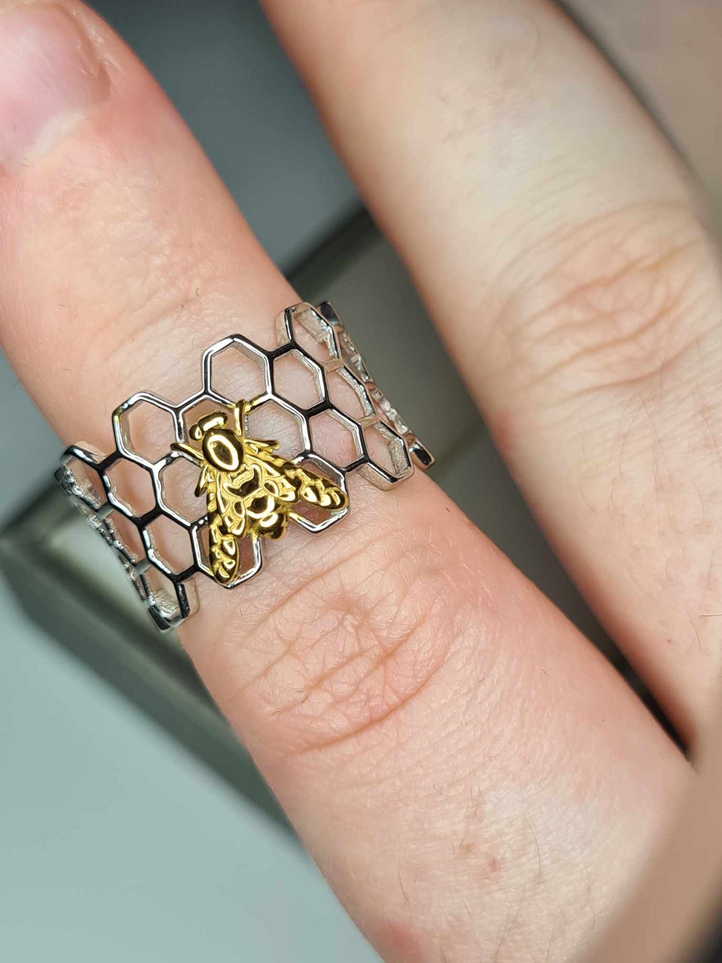 Bee Honey Comb Ring 925 sterling silver SIZE M