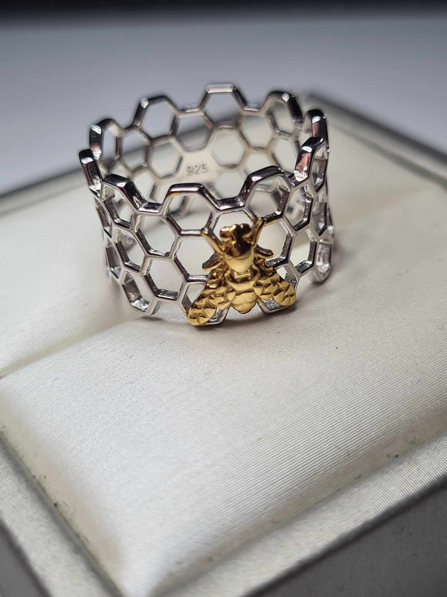 Bee Honey Comb Ring 925 sterling silver SIZE M