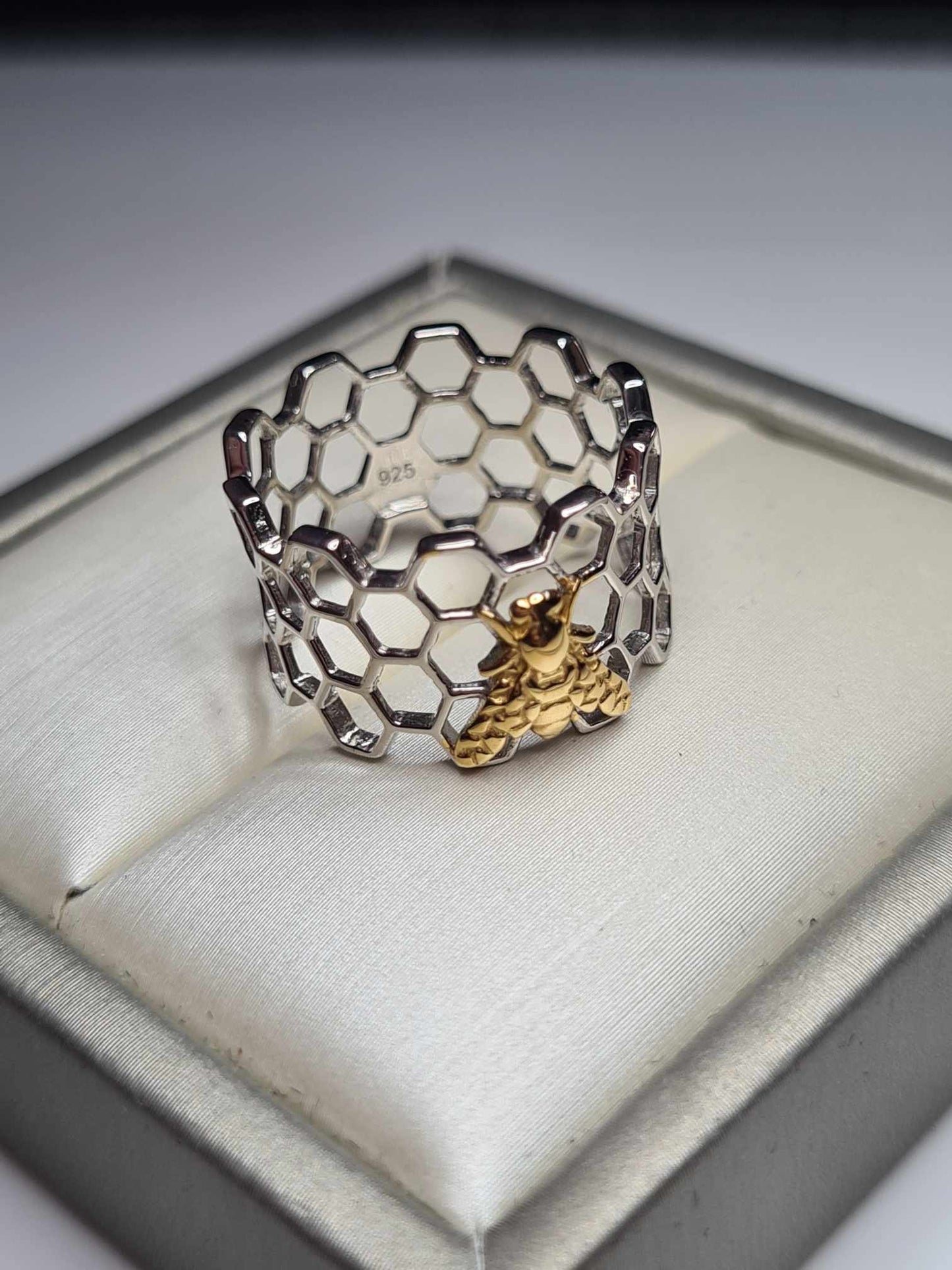 Bee Honey Comb Ring 925 sterling silver SIZE M