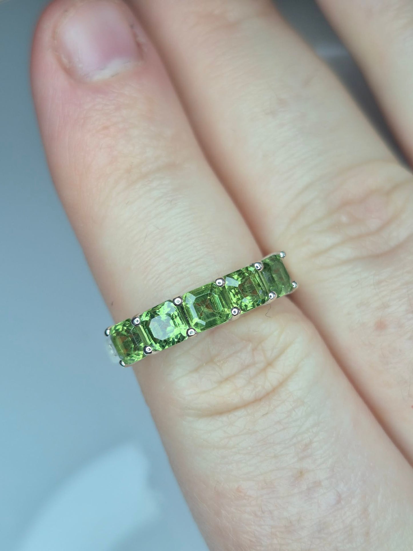 2ct Green Apatite 5 Stone Ring in Platinum Overlay 925 Sterling Silver SIZE N