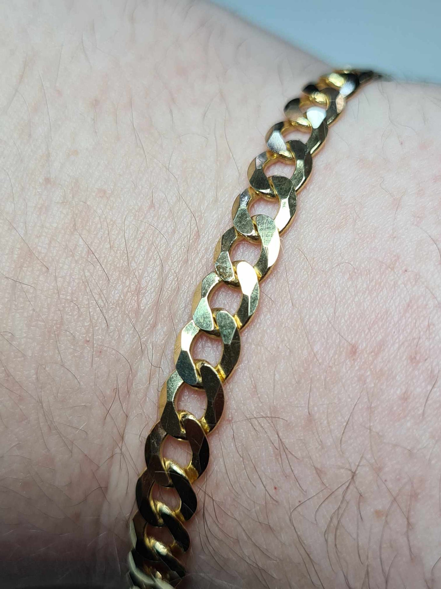 Italy Made 8inch Curb Bracelet in Gold Overlay 925 Sterling Silver