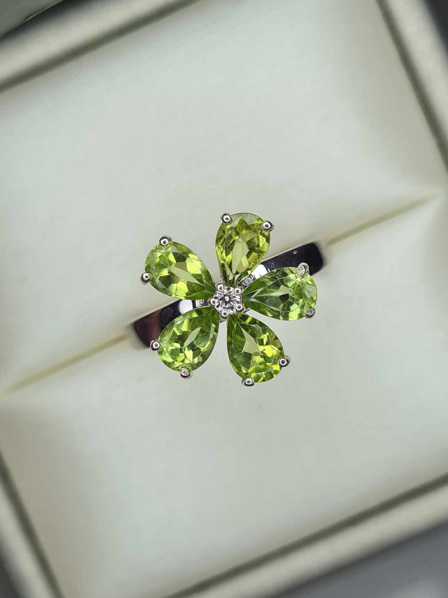 2.10 Ct Hebei Peridot & Moissanite Floral Ring in Rhodium Overlay 925 Sterling Silver