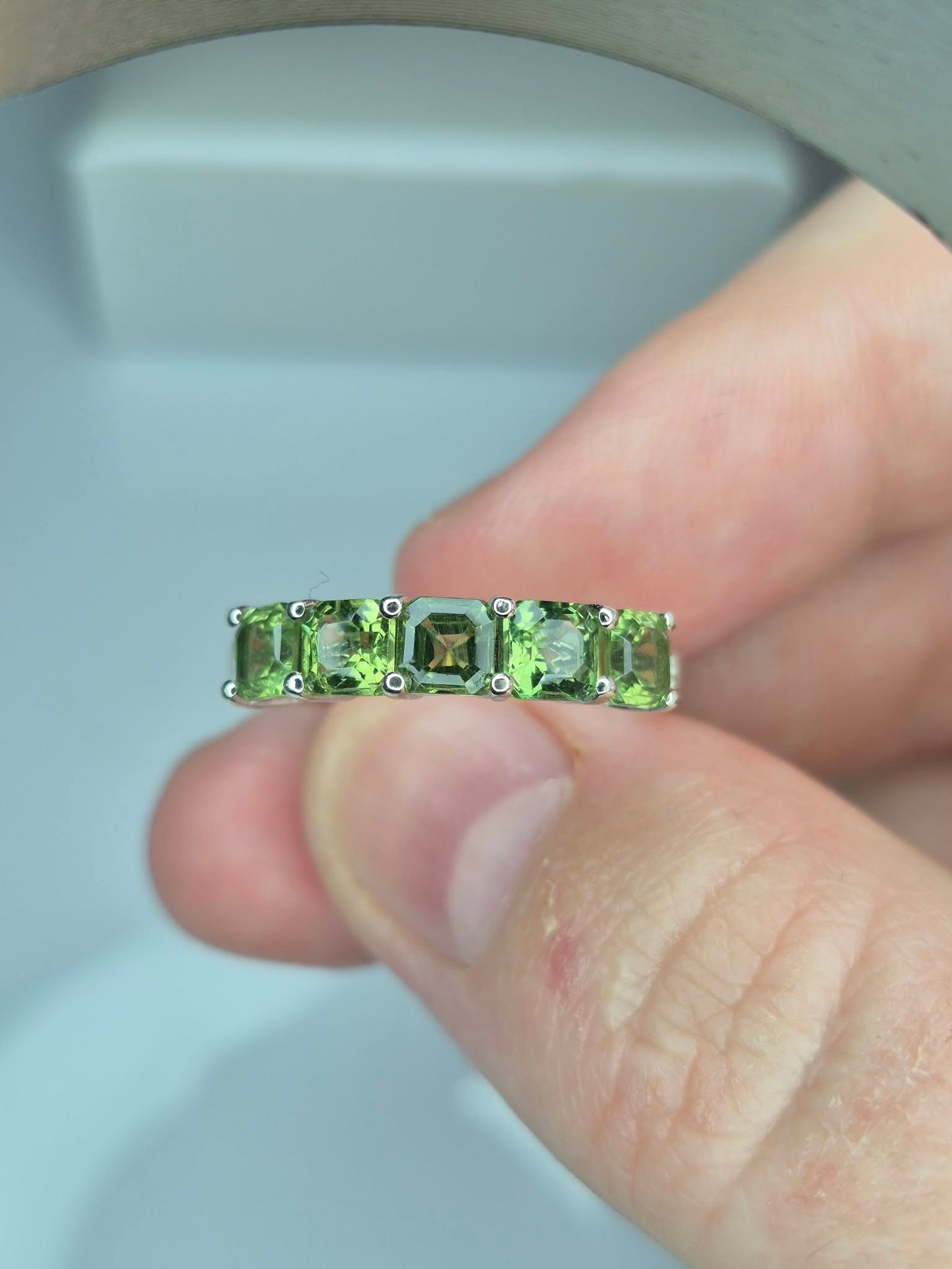 2ct Green Apatite 5 Stone Ring in Platinum Overlay 925 Sterling Silver SIZE N