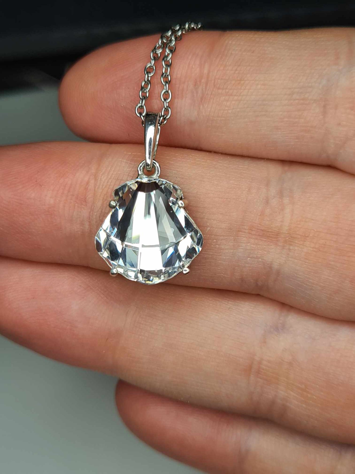 7.150ct. Swarovski Pendant 925 Sterling Silver