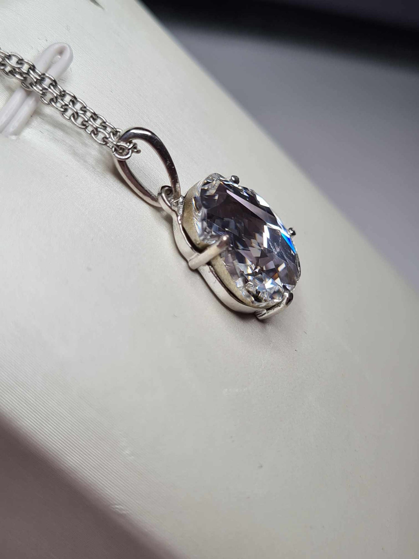 7.150ct. Swarovski Pendant 925 Sterling Silver