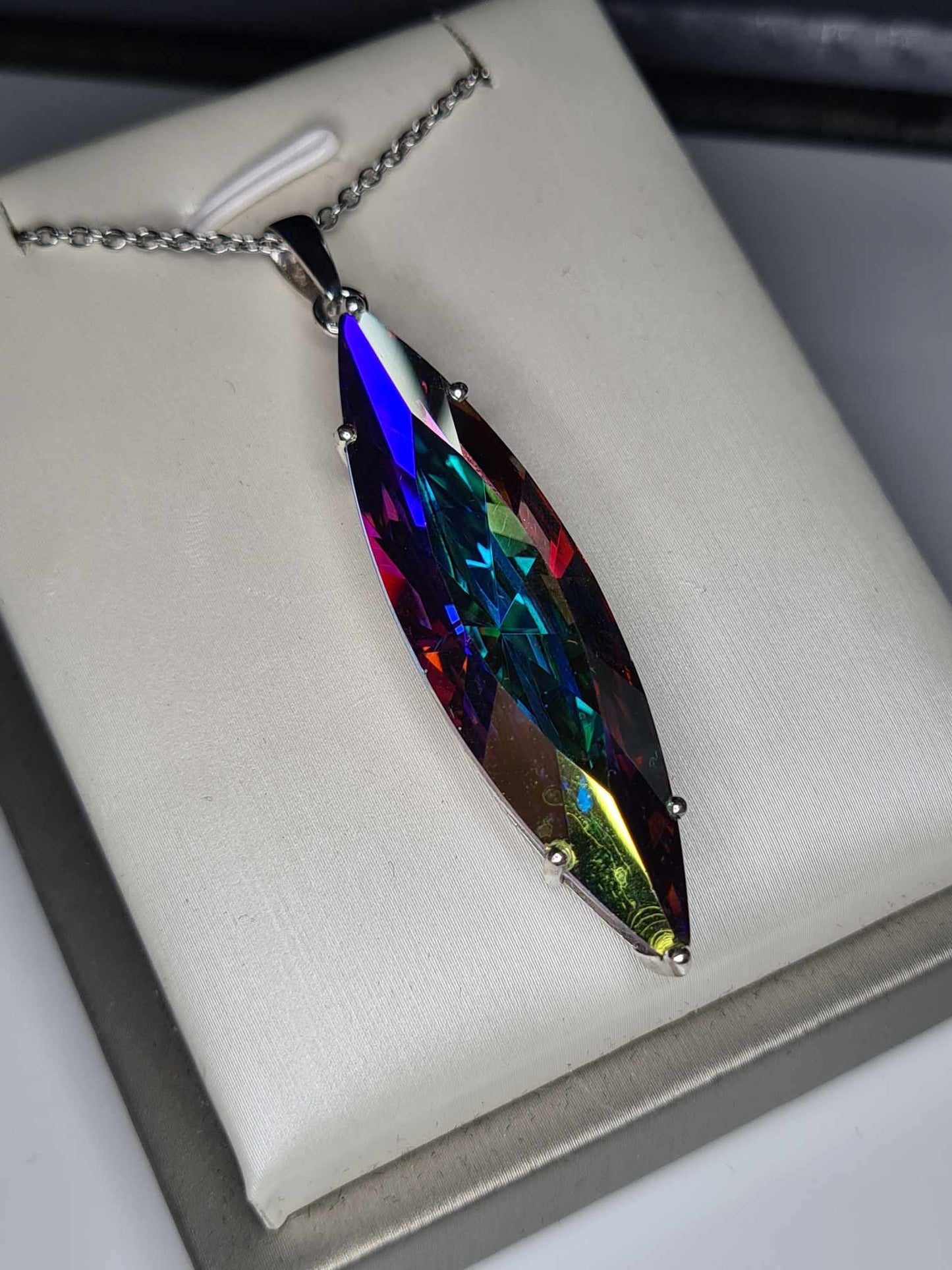 27.250 Ct. Swarovski Crystal Aurore Boreale Pendant 925 Sterling Silver