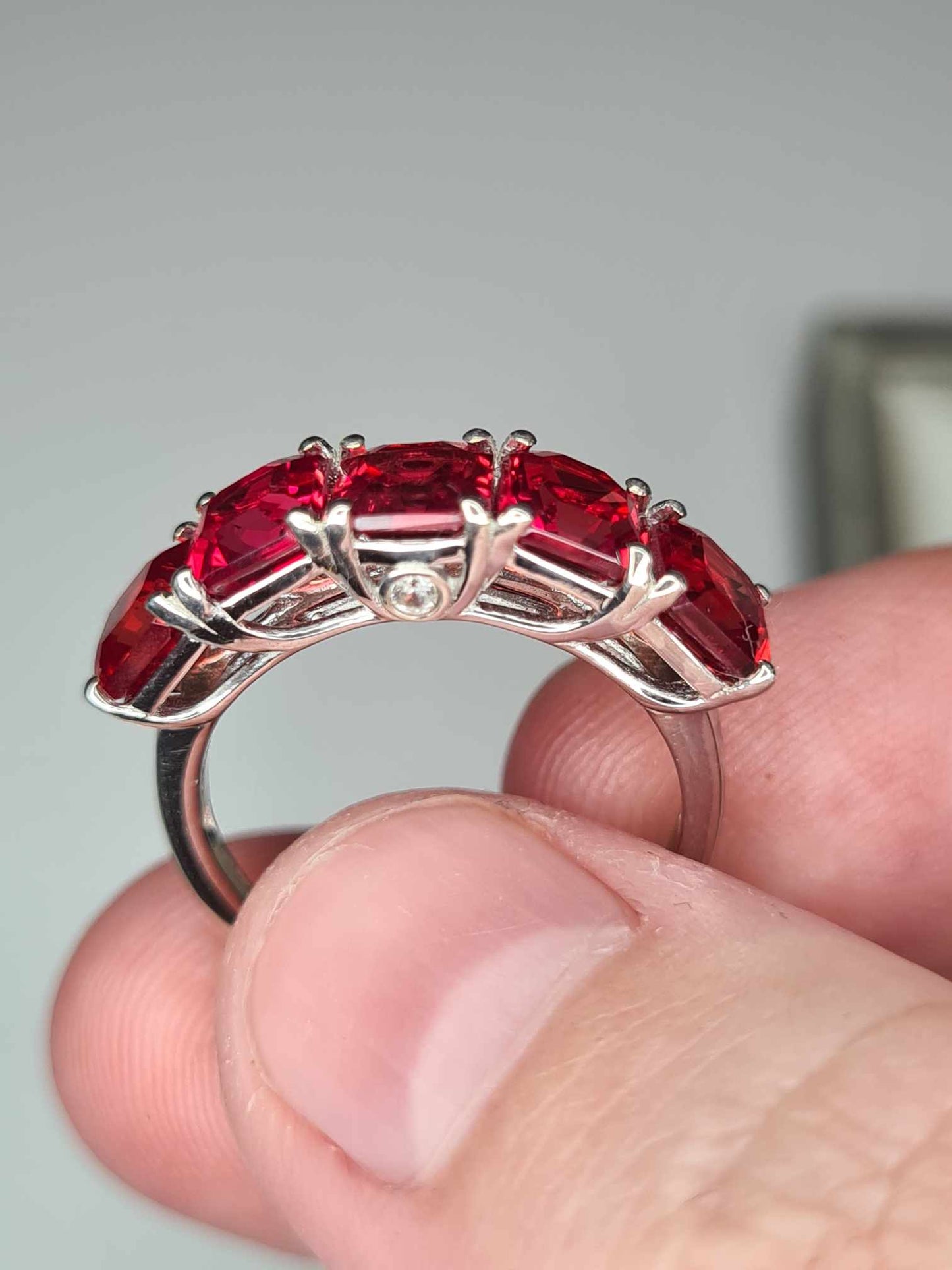 4.54ct Lab Created Padparadscha & Natural Zircon 7 Stone Ring in Platinum Overlay 925 Sterling Silver SIZES L,N