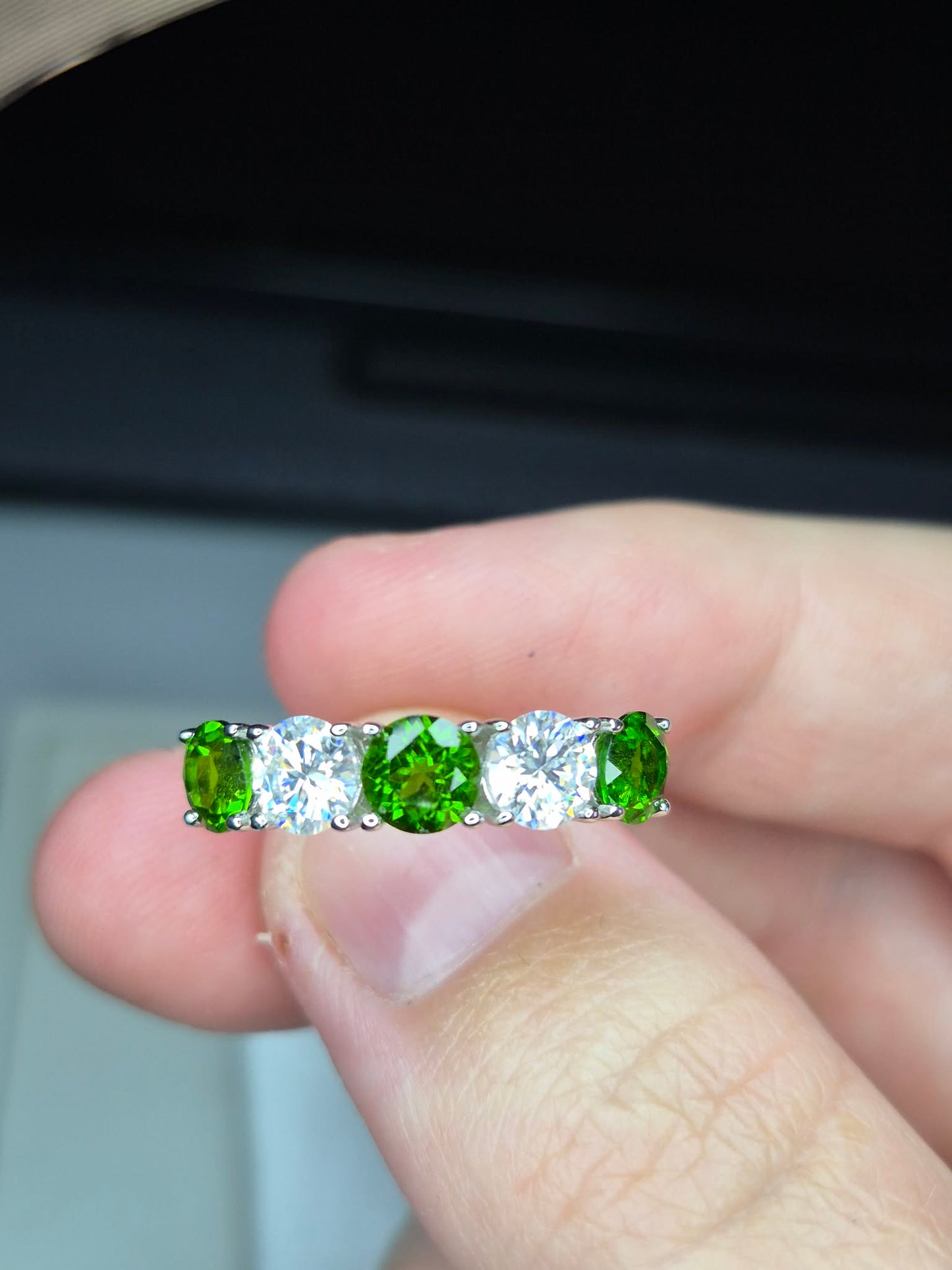 5 Stone Natural Chrome Diopside &amp; Moissanite 5 Stone Ring in 925 Sterling Silver SIZE N