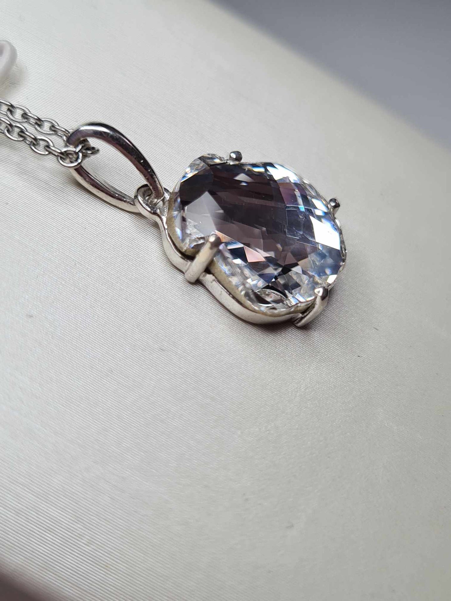 7.150ct. Swarovski Pendant 925 Sterling Silver