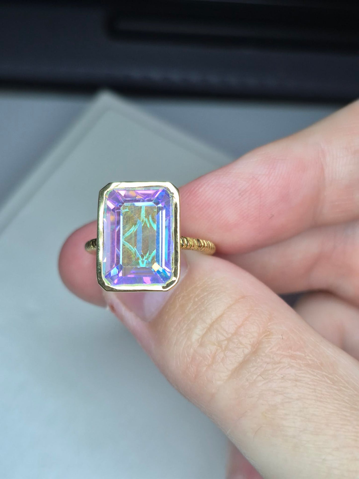 8.52ct Mercury Mystic Topaz Solitaire Ring in 18K Gold Plated 925 Sterling Silver SIZE L
