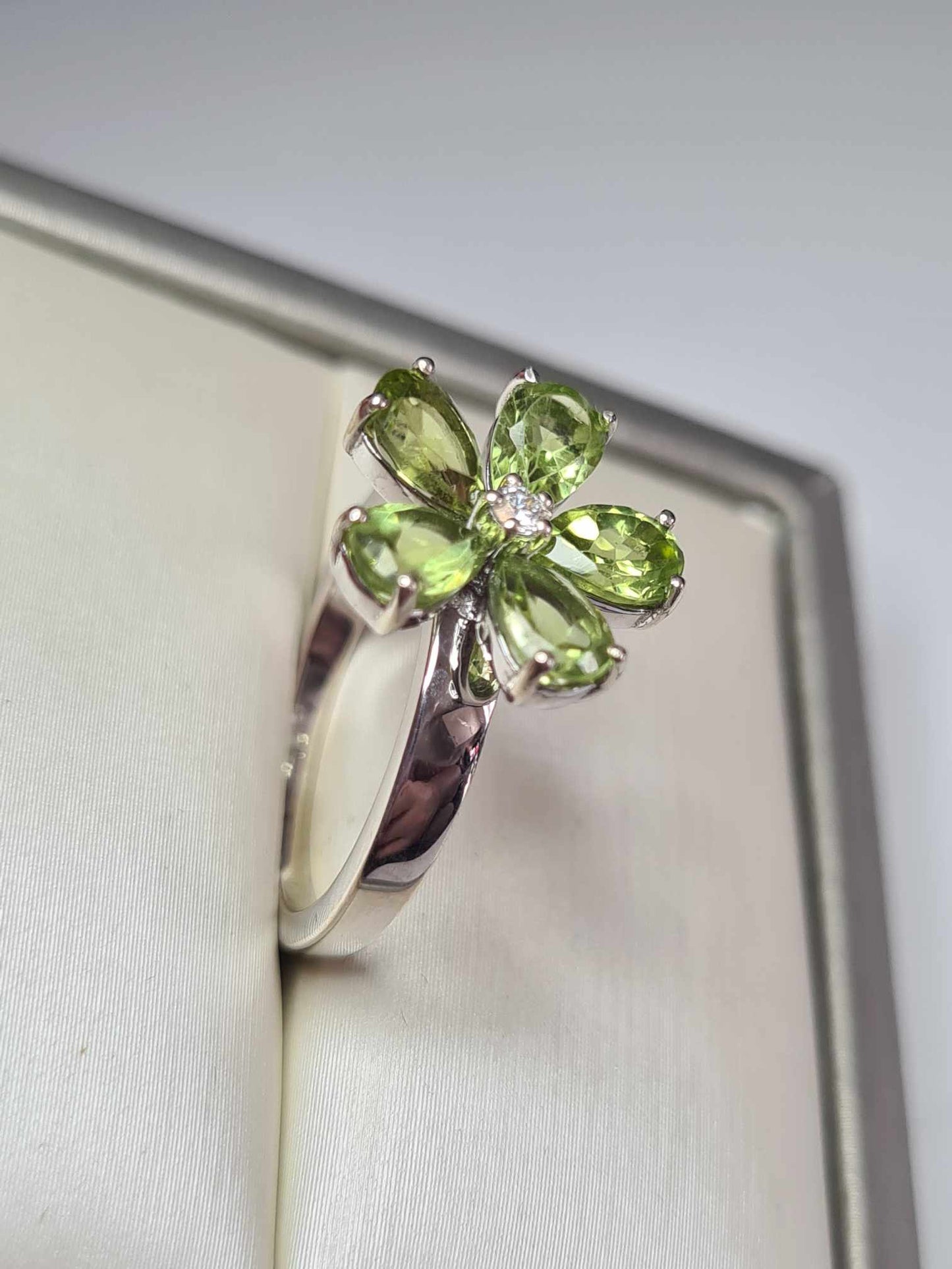 2.10 Ct Hebei Peridot & Moissanite Floral Ring in Rhodium Overlay 925 Sterling Silver