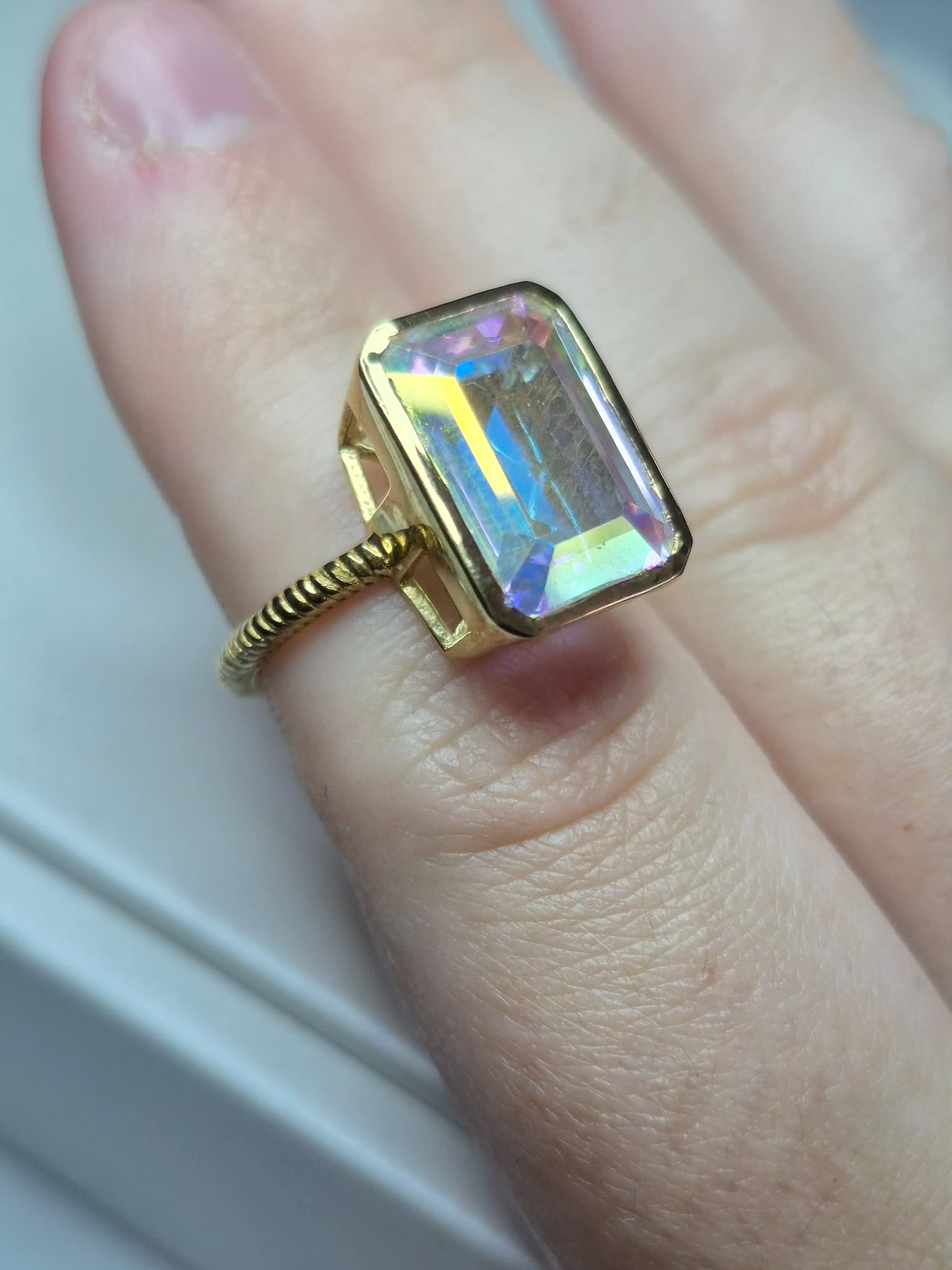 8.52ct Mercury Mystic Topaz Solitaire Ring in 18K Gold Plated 925 Sterling Silver SIZE L