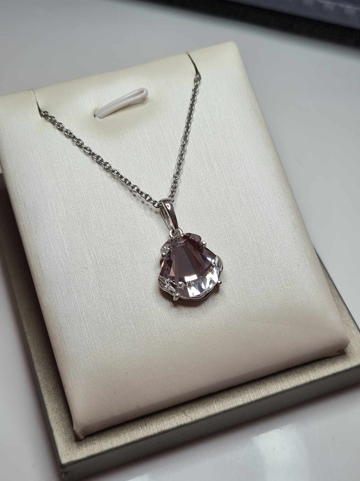 7.150ct. Swarovski Pendant 925 Sterling Silver