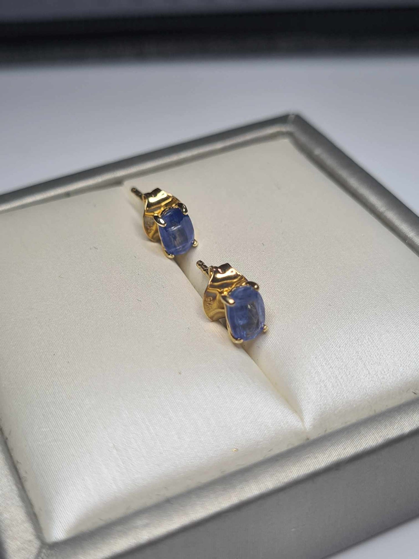 1.28ct Natural Himalayan Kyanite Solitaire Stud Earrings in 18K Gold Overlay 925 Sterling Silver