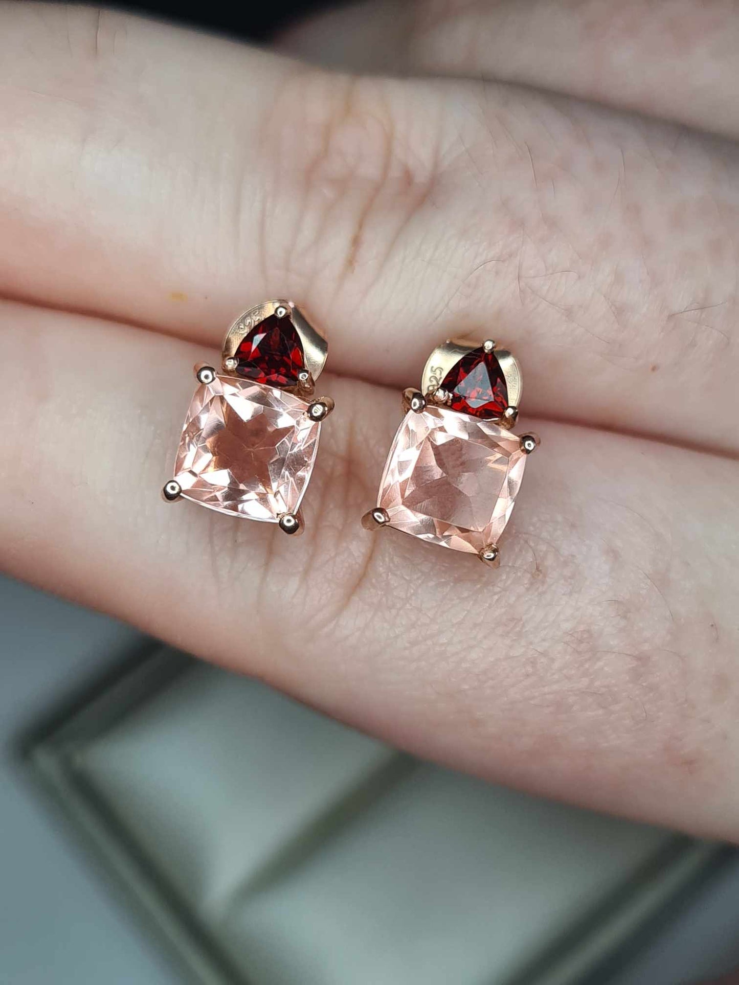 4.366 Ct. Morganite Colour Quartz & Red Garnet Stud Earrings Rose Gold 925 Sterling Silver