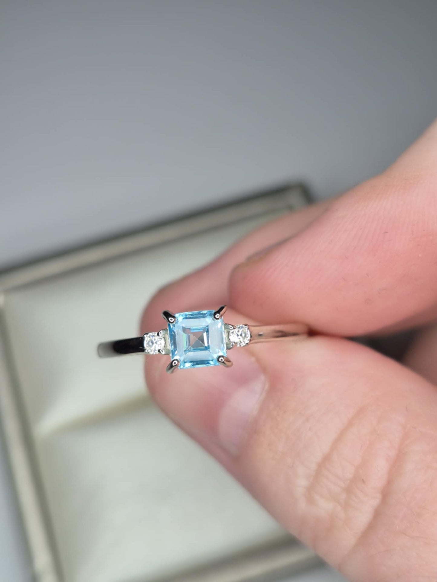 1.35ct Blue Zircon & Moissanite Ring in 925 Sterling Silver