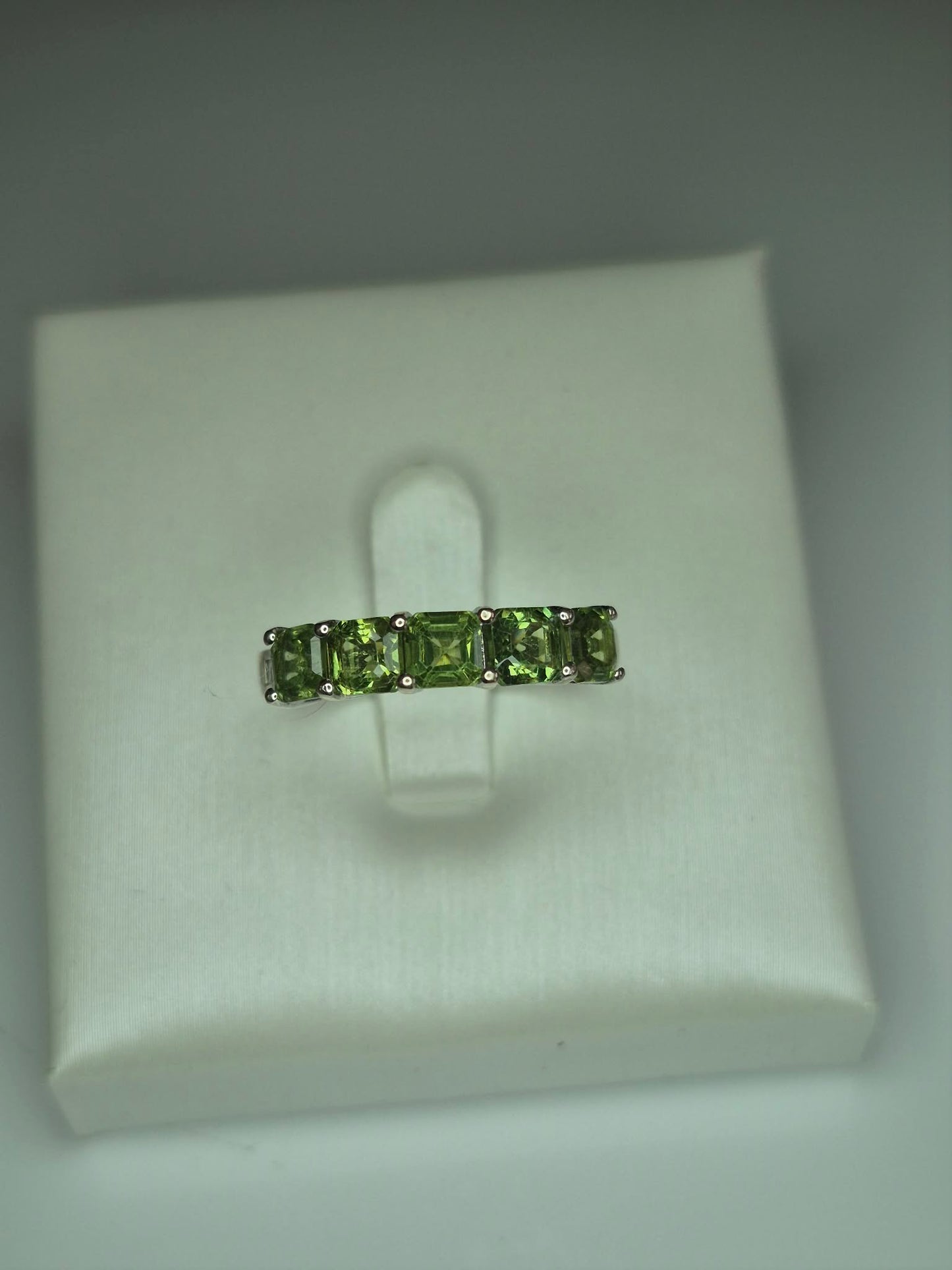 2ct Green Apatite 5 Stone Ring in Platinum Overlay 925 Sterling Silver SIZE N