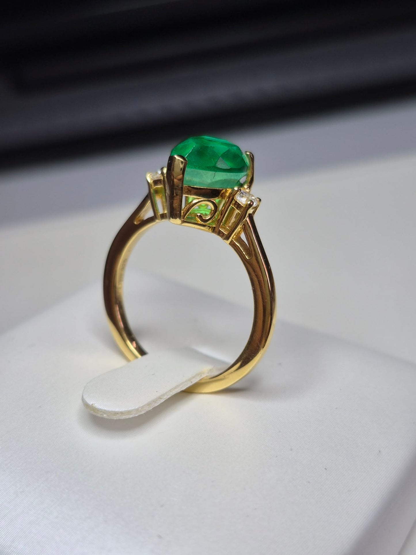 Pear Cut Emeraldine Quartz Ring 925 Sterling Silver With Gold Plating SIZE N