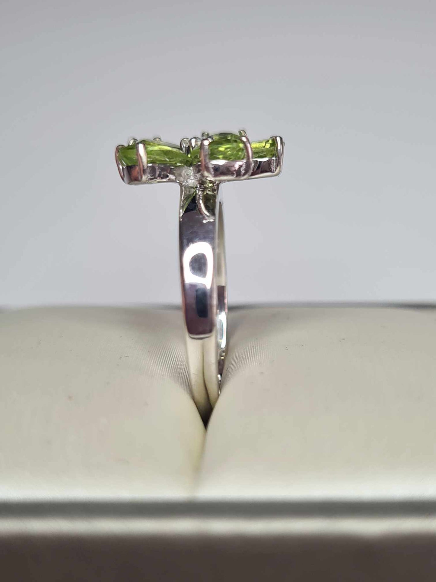 2.10 Ct Hebei Peridot & Moissanite Floral Ring in Rhodium Overlay 925 Sterling Silver