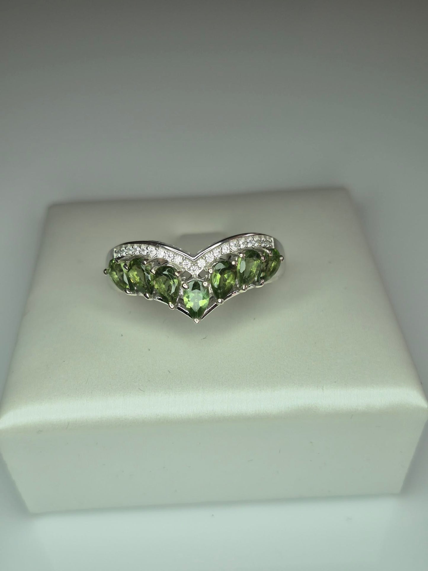 1.85ct Green Apatite WishBone Ring in Platinum Overlay925 Sterling Silver SIZE S