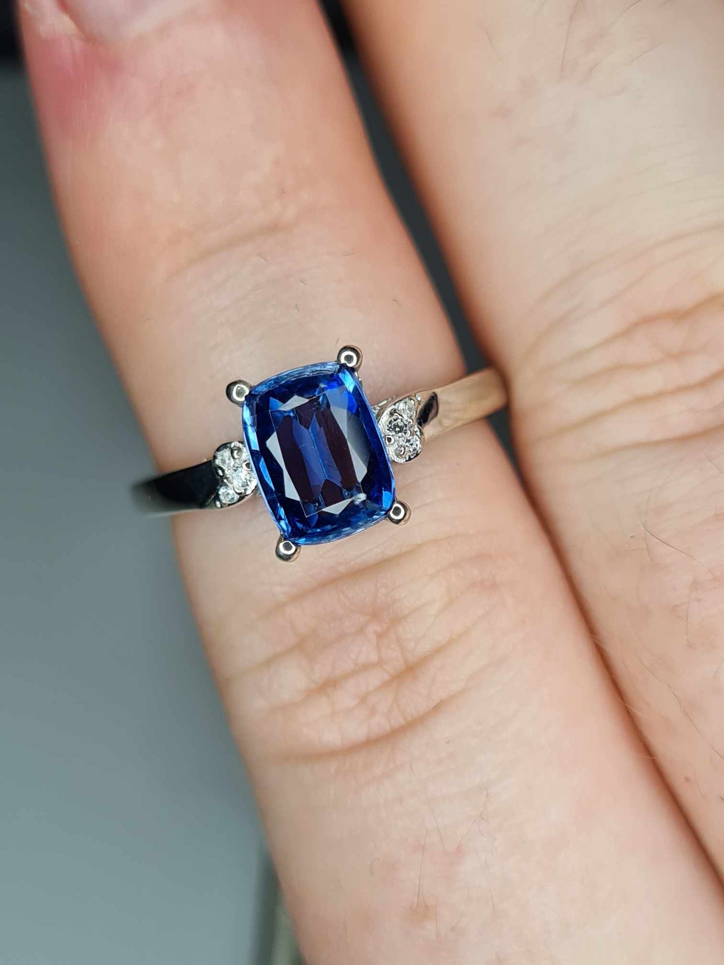 1.80ct Natural Himalayan Kyanite & Natural Zircon Ring in Platinum Overlay 925 Sterling Silver SIZE M