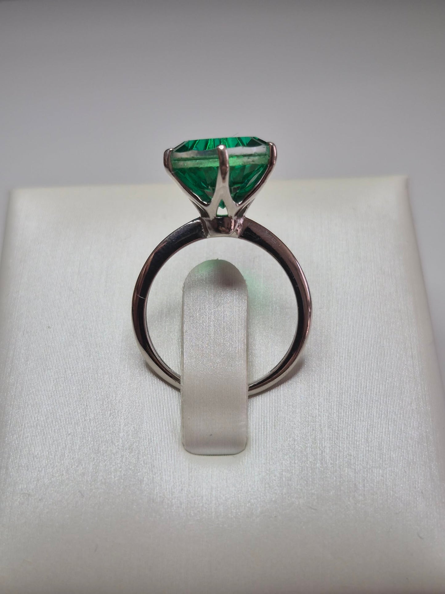 5.38ct Peacock Triplet Quartz Ring in Platinum Overlay 925 Sterling Silver SIZE K