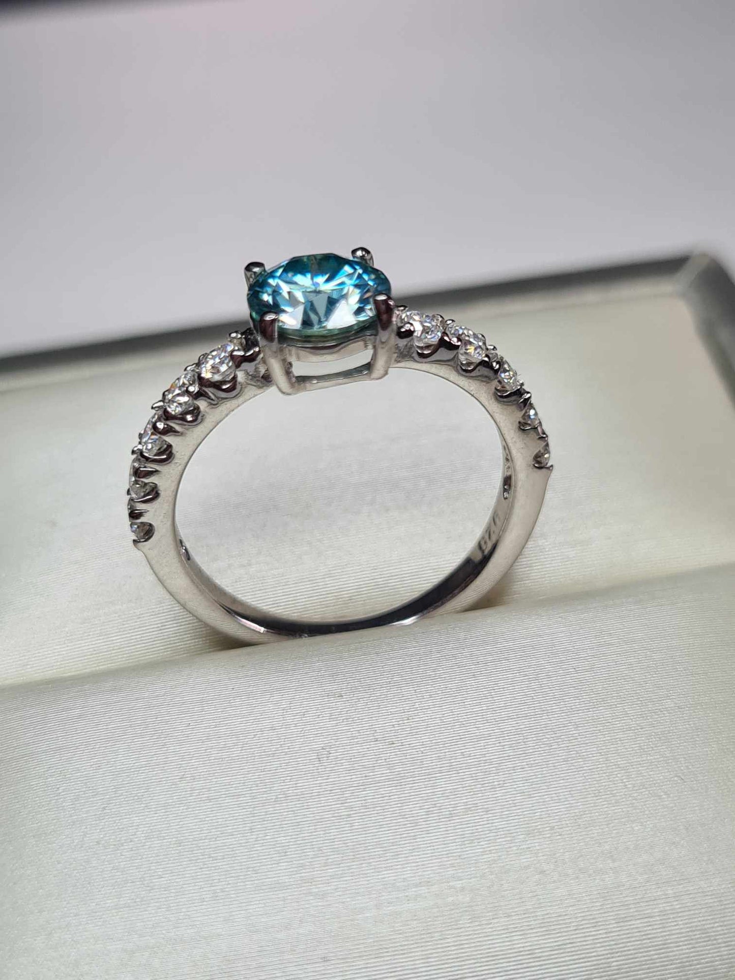 1.41ct light Blue Moissanite Engagement Ring in Rhodium Overlay 925 Sterling Silver SIZE K