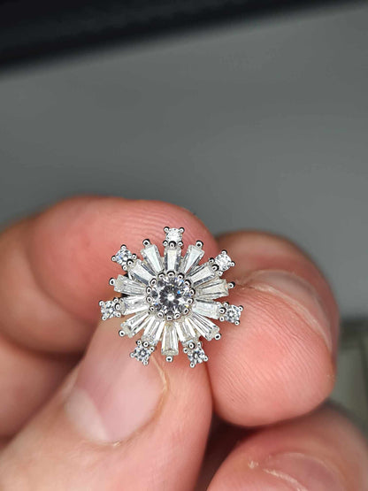 2.660ct Cubic Zirconia Snowflake stud Earring in rhodium Overlay 925 Sterling Silver