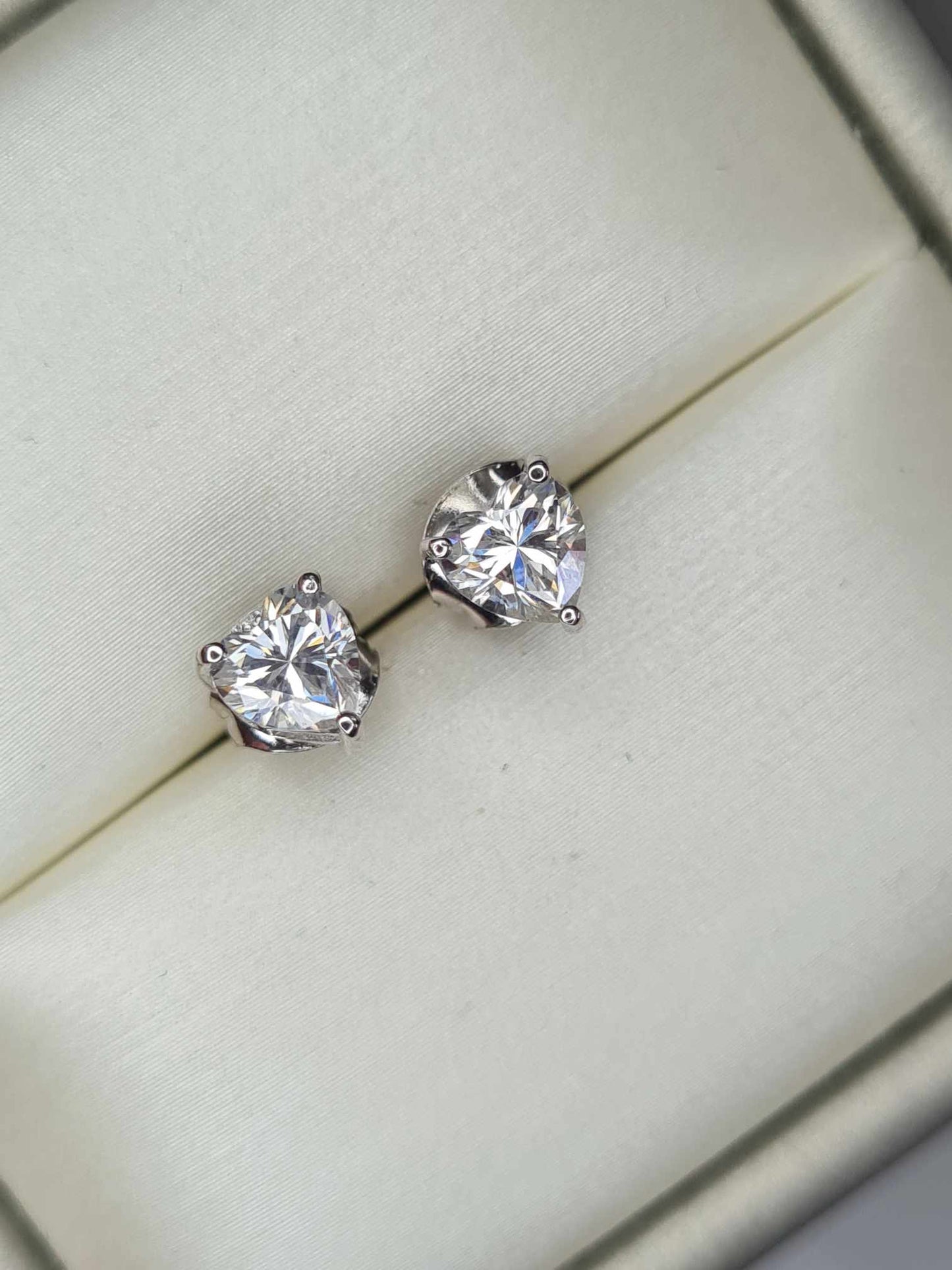 1ct Moissanite Heart Solitaire Earrings in Platinum Overlay 925 Sterling Silver