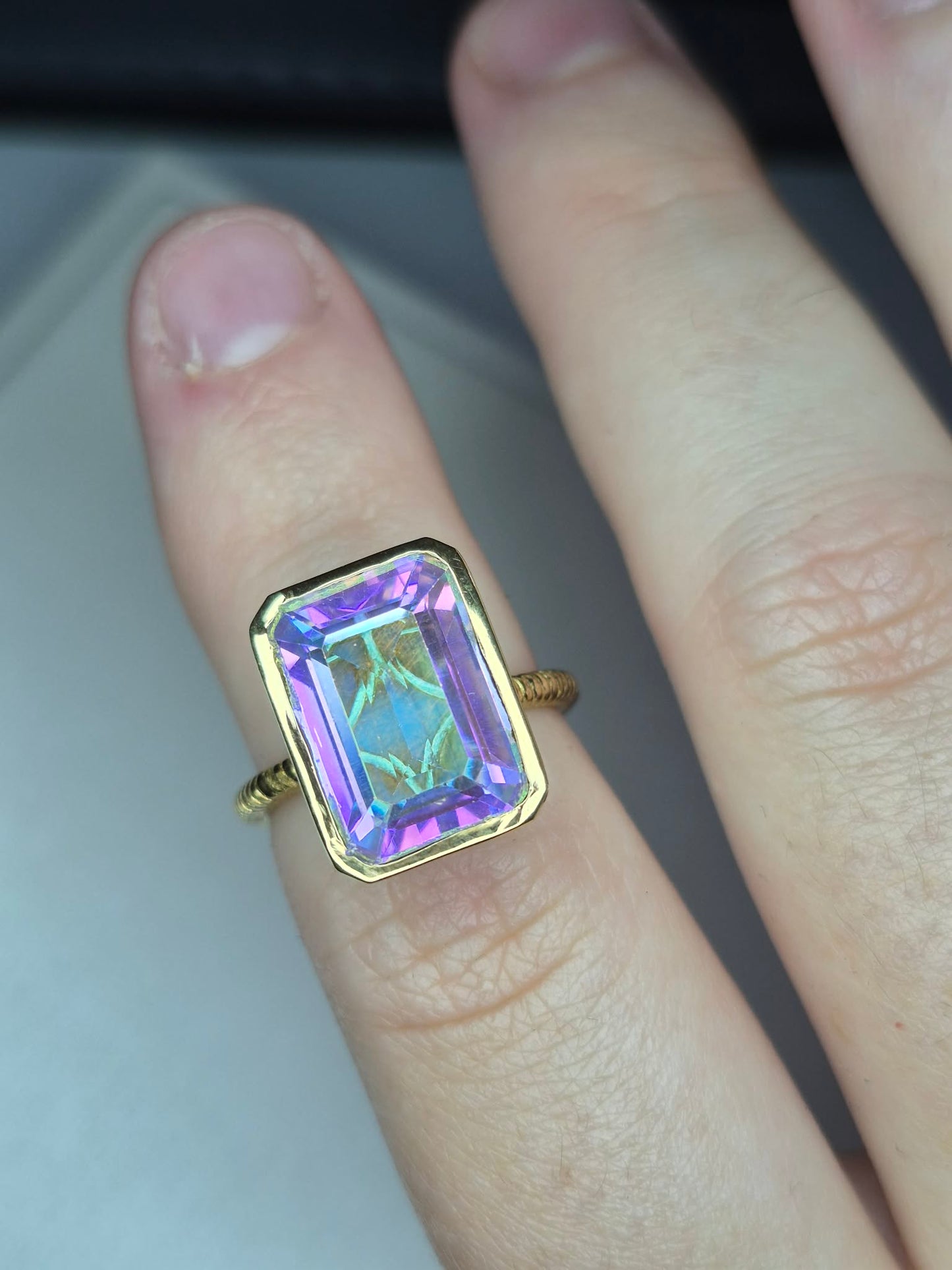 8.52ct Mercury Mystic Topaz Solitaire Ring in 18K Gold Plated 925 Sterling Silver SIZE L