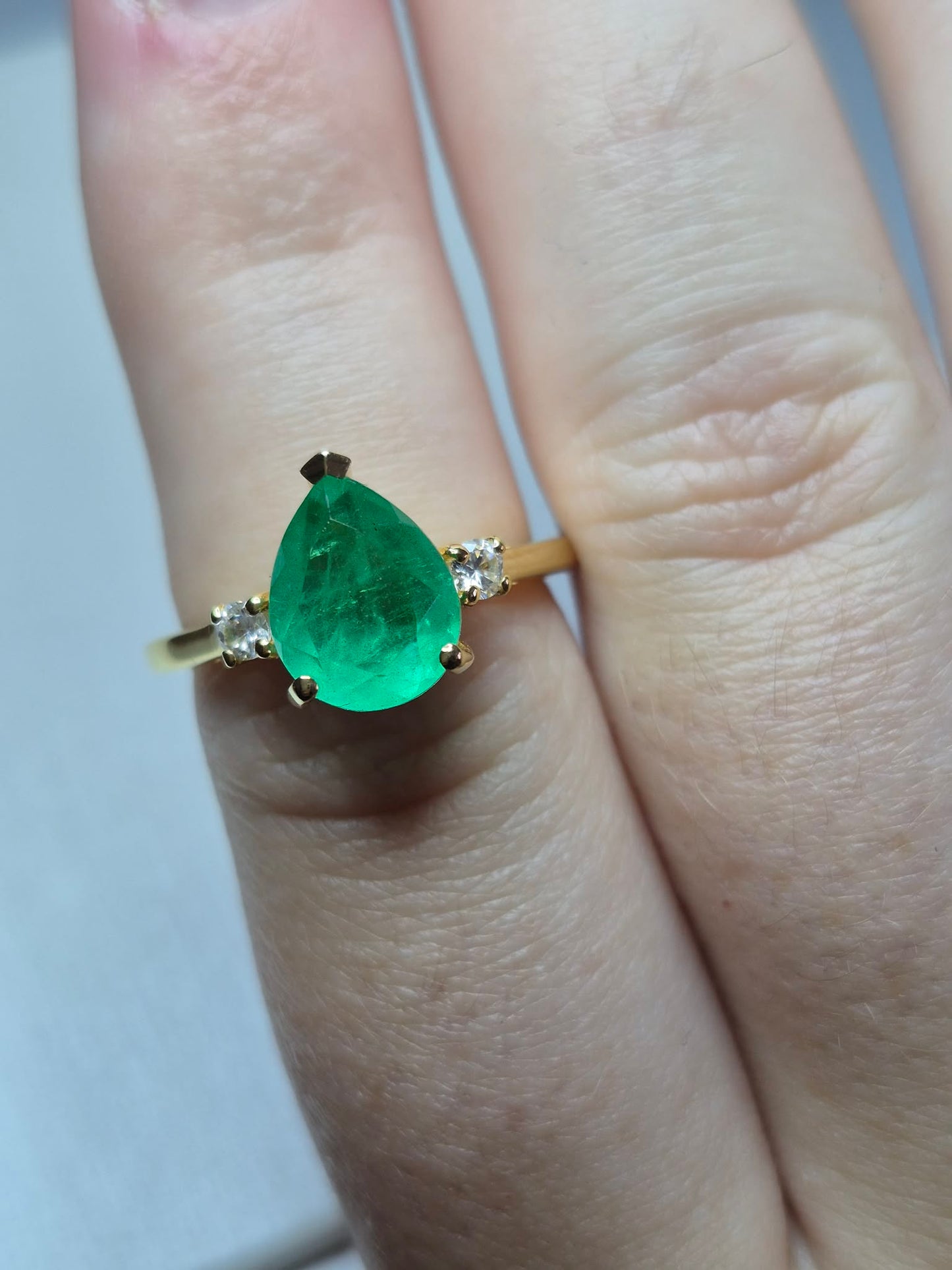 Pear Cut Emeraldine Quartz Ring 925 Sterling Silver With Gold Plating SIZE N