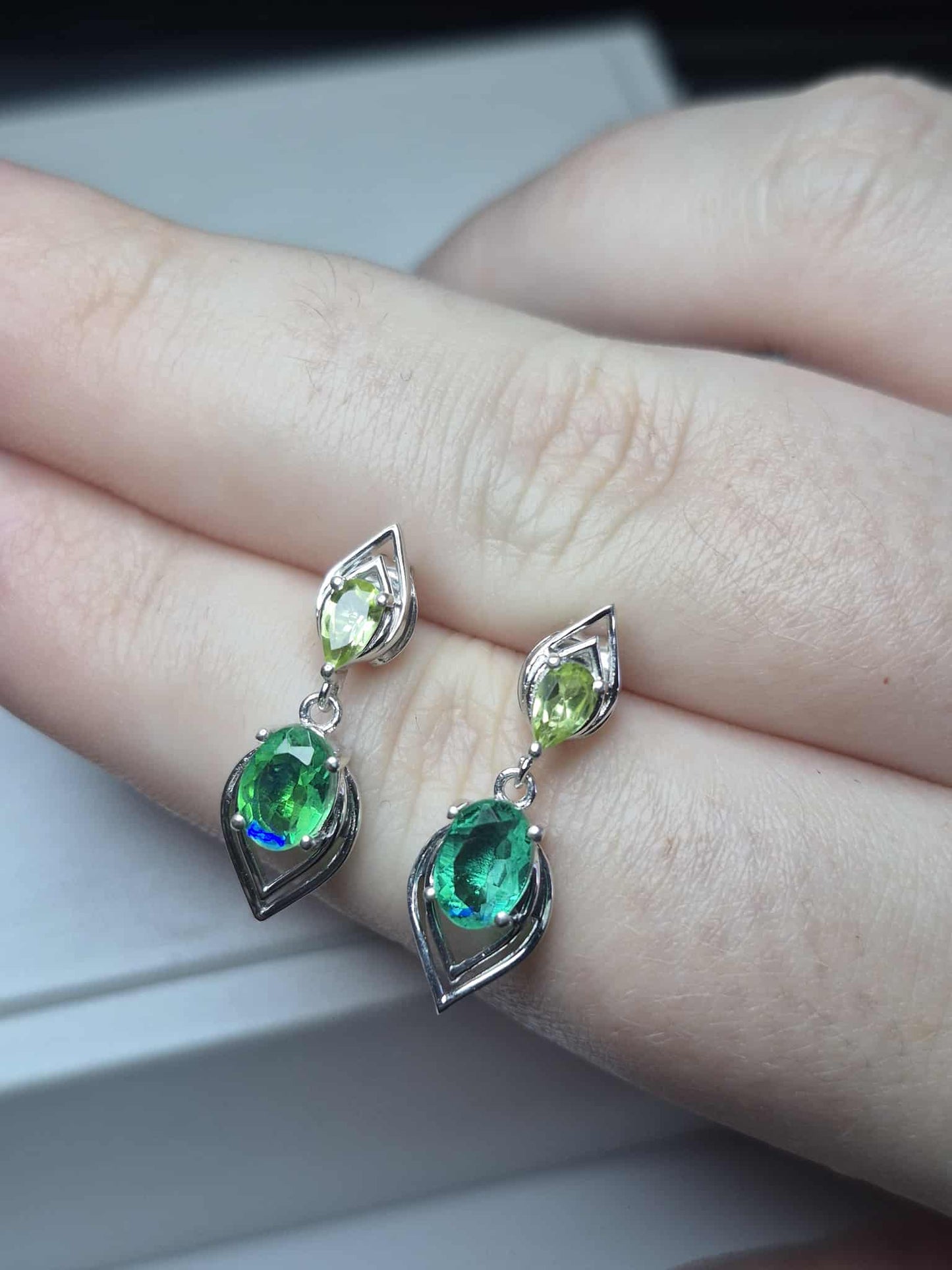 2.08ct Peacock Triplet Quartz & Peridot Dangling Earrings 925 Sterling Silver