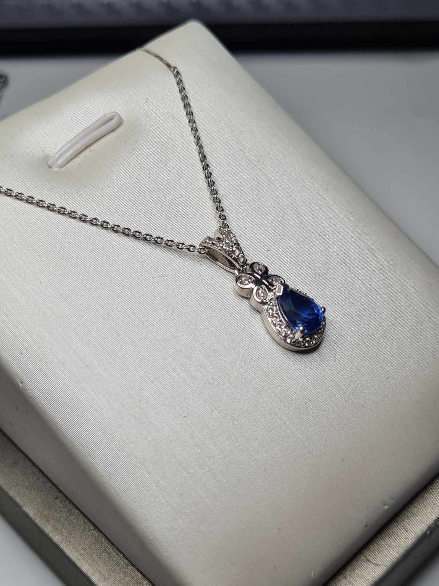 1.15ct Natural Himalayan Kyanite & Natural Zircon Necklace in Platinum Overlay 925 Sterling Silver