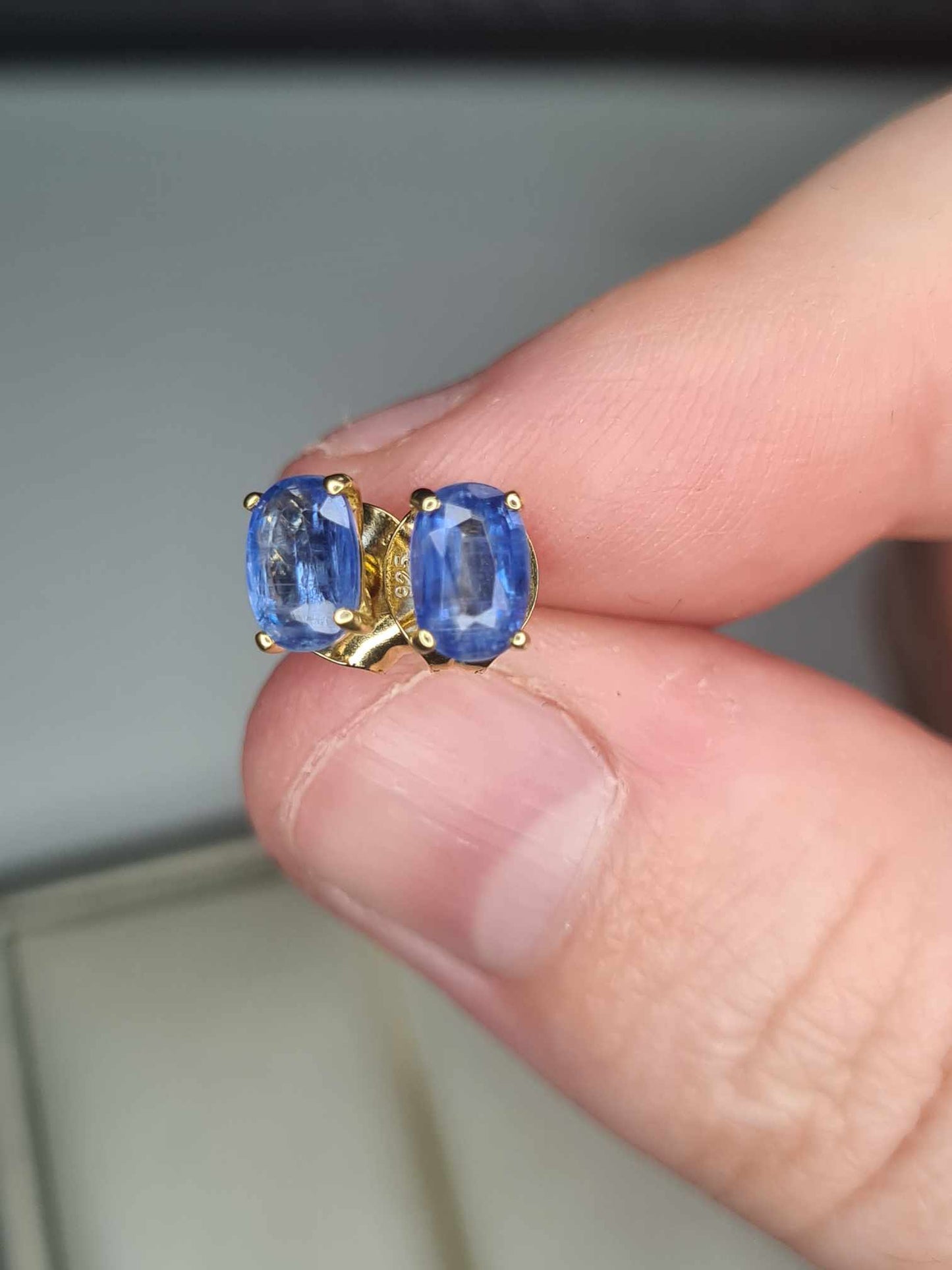 1.28ct Natural Himalayan Kyanite Solitaire Stud Earrings in 18K Gold Overlay 925 Sterling Silver