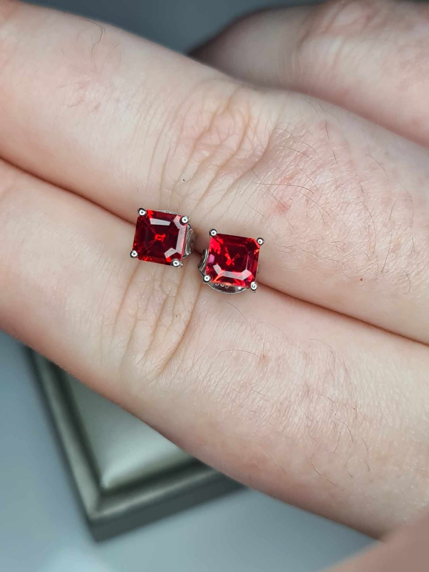 1.90ct Lab Created Padparadscha Sapphire Solitaire Stud Earrings in Platinum Overlay 925 Sterling Silver