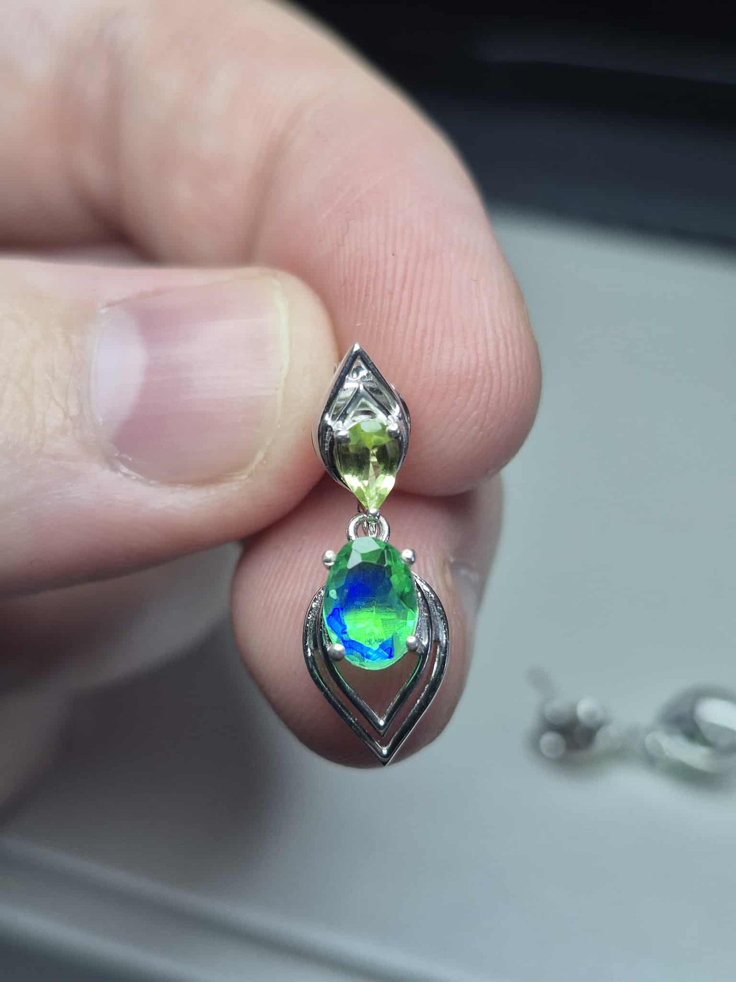 2.08ct Peacock Triplet Quartz & Peridot Dangling Earrings 925 Sterling Silver