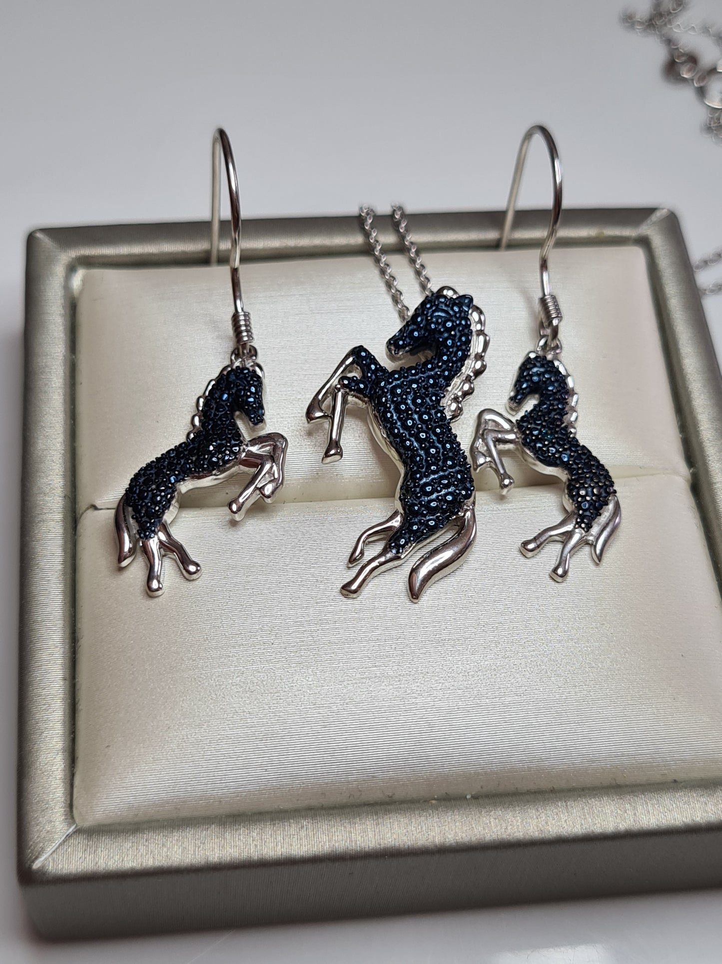 Blue diamond Horse Necklace & Earrings Set 925 sterling silver