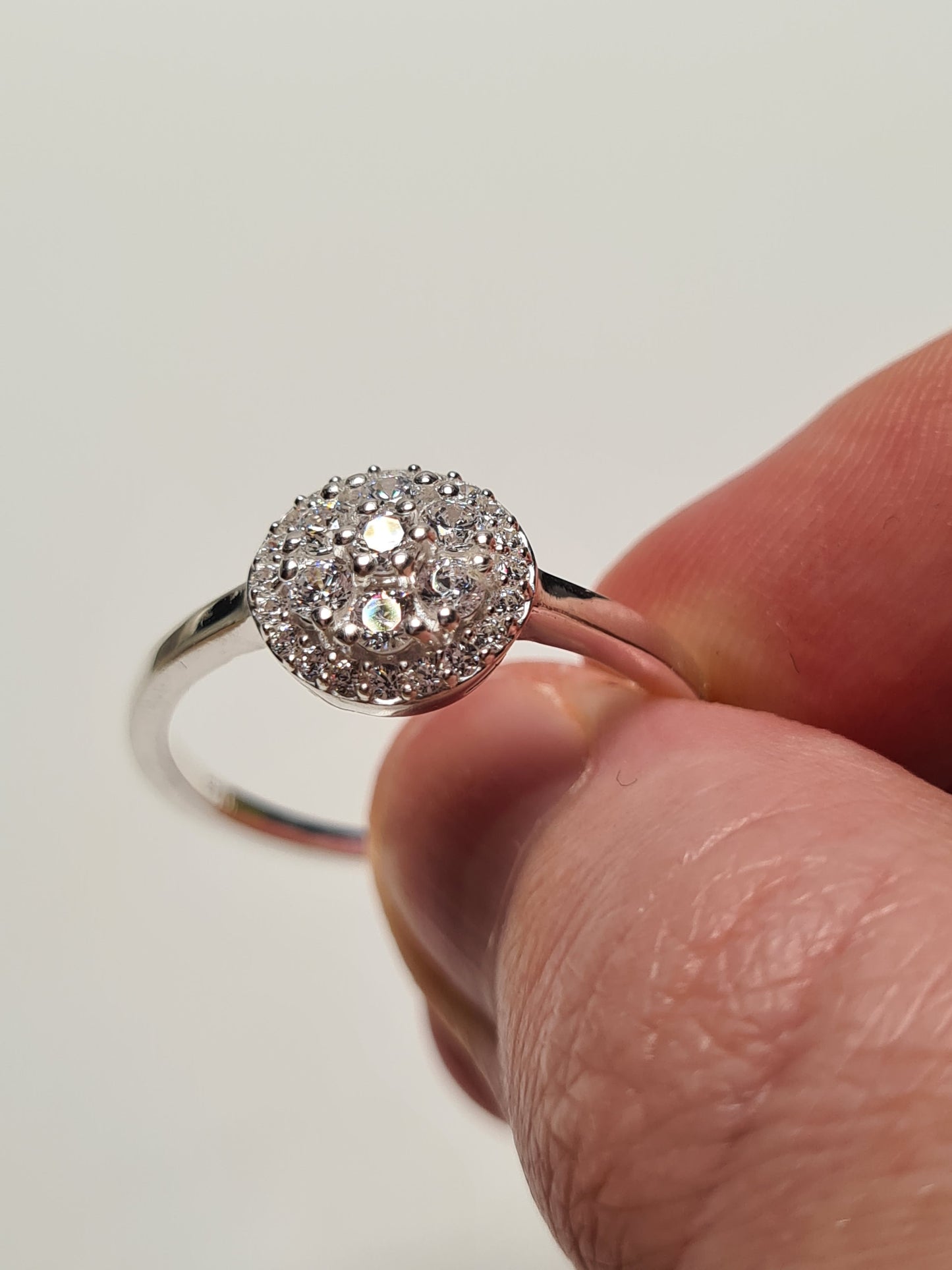 Swarovski Zirconia Round Cut Cluster Sterling Silver Ring SIZE T