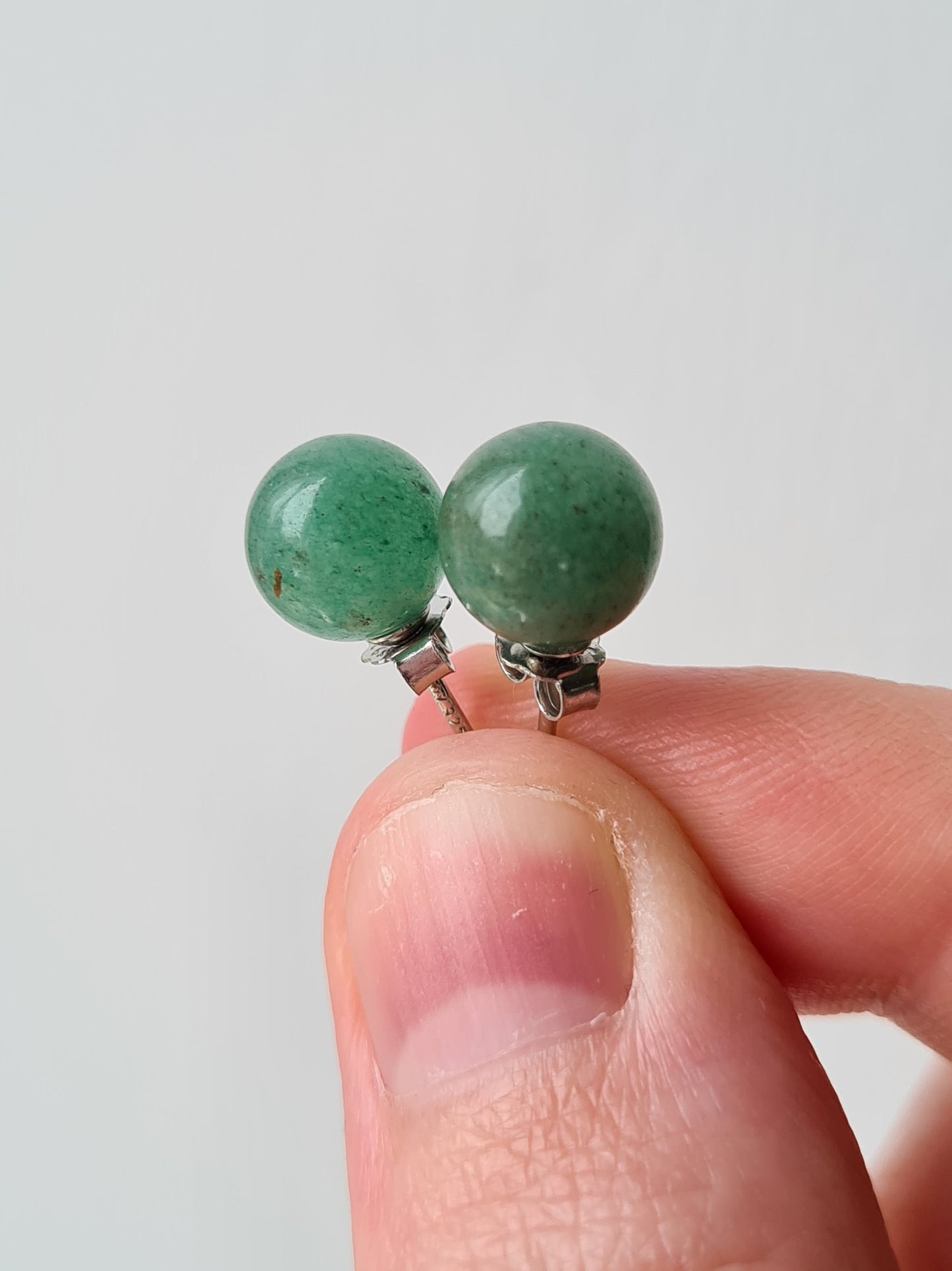 8ct Green Aventurine Solitaire Stud Earrings 925 Sterling Silver