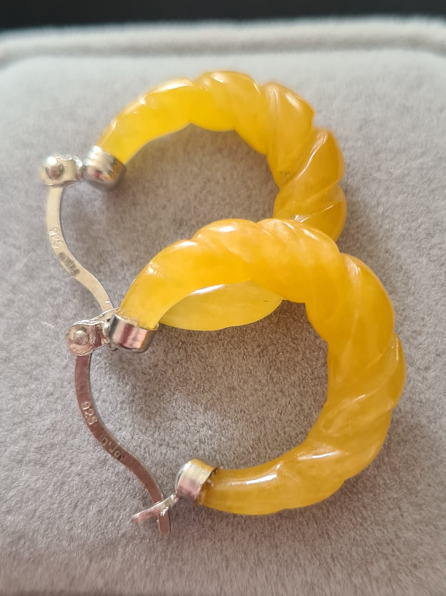 Honey Jade Twisted small hoop Earrings in 925 Sterling Silver