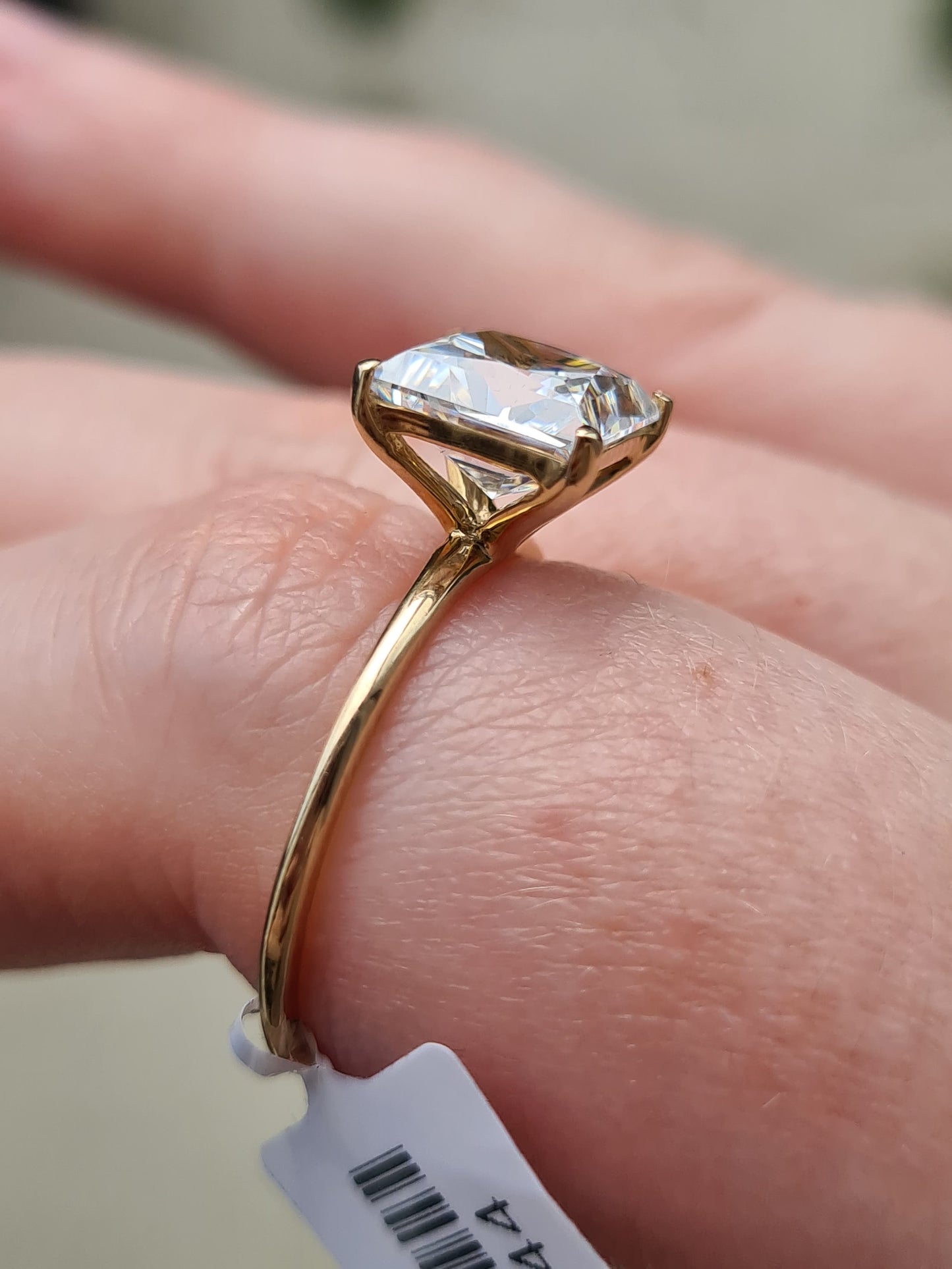 9K Gold Princess Cut Swarovski Zirconia Solitaire Ring SIZE R
