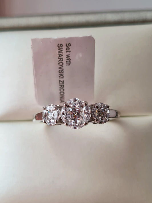 3 Stone Cluster Swarovski Zirconia Ring 925 Sterling Silver SIZES P,Q,R