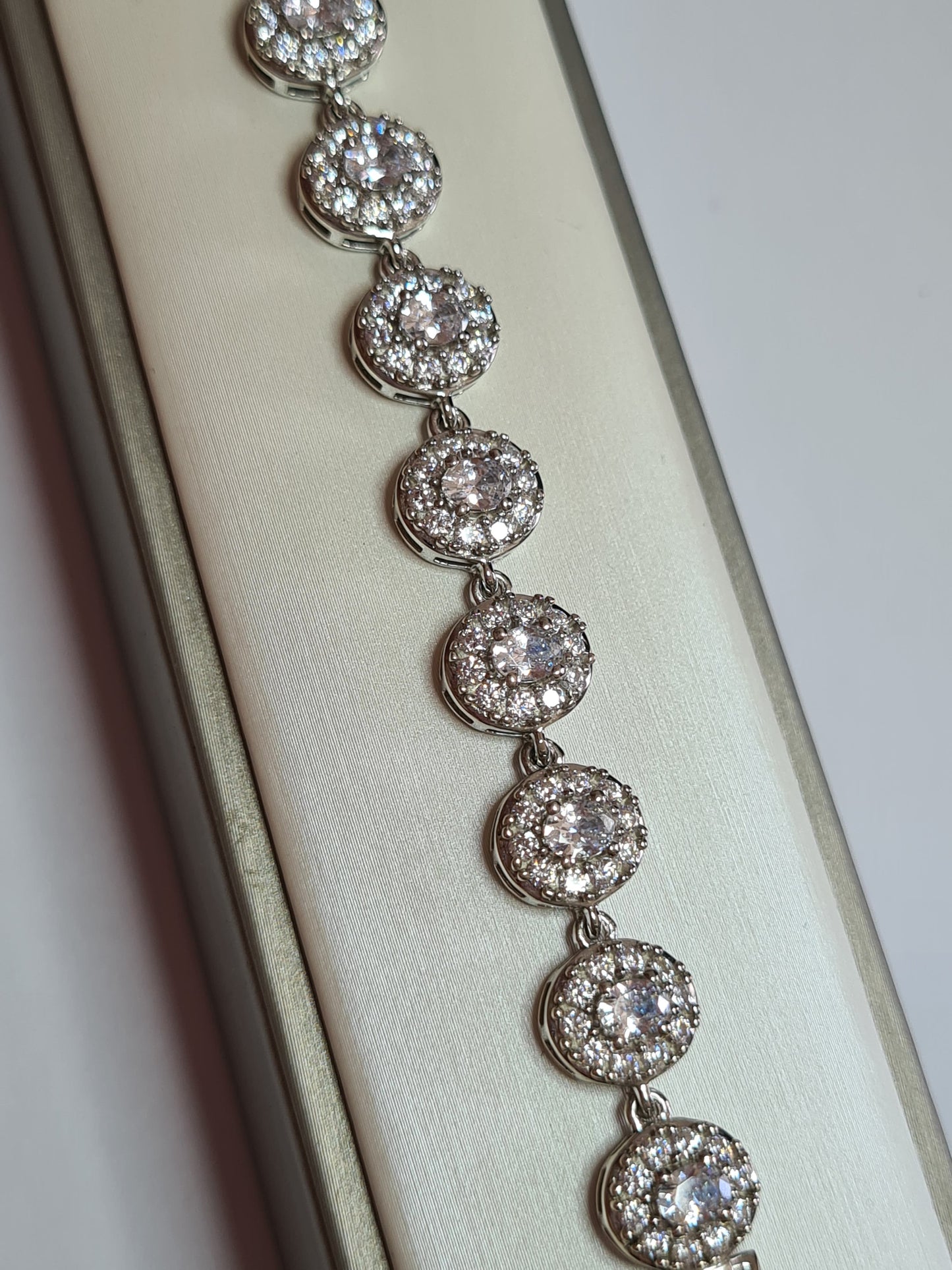 Swarovski Zirconia Halo Bracelet 925 Sterling Silver