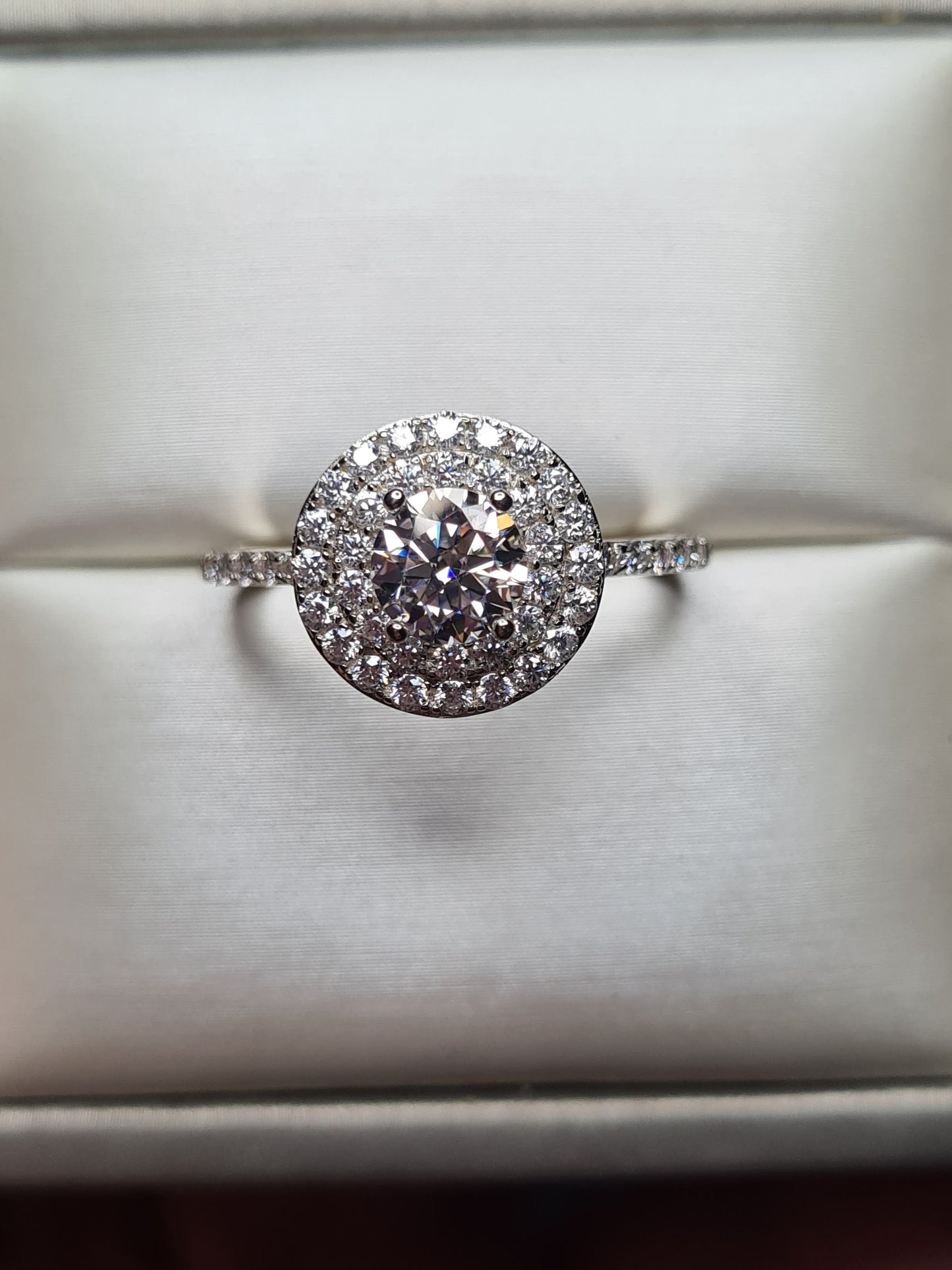1.46ct Moissanite Halo Ring 925 sterling silver SIZE S
