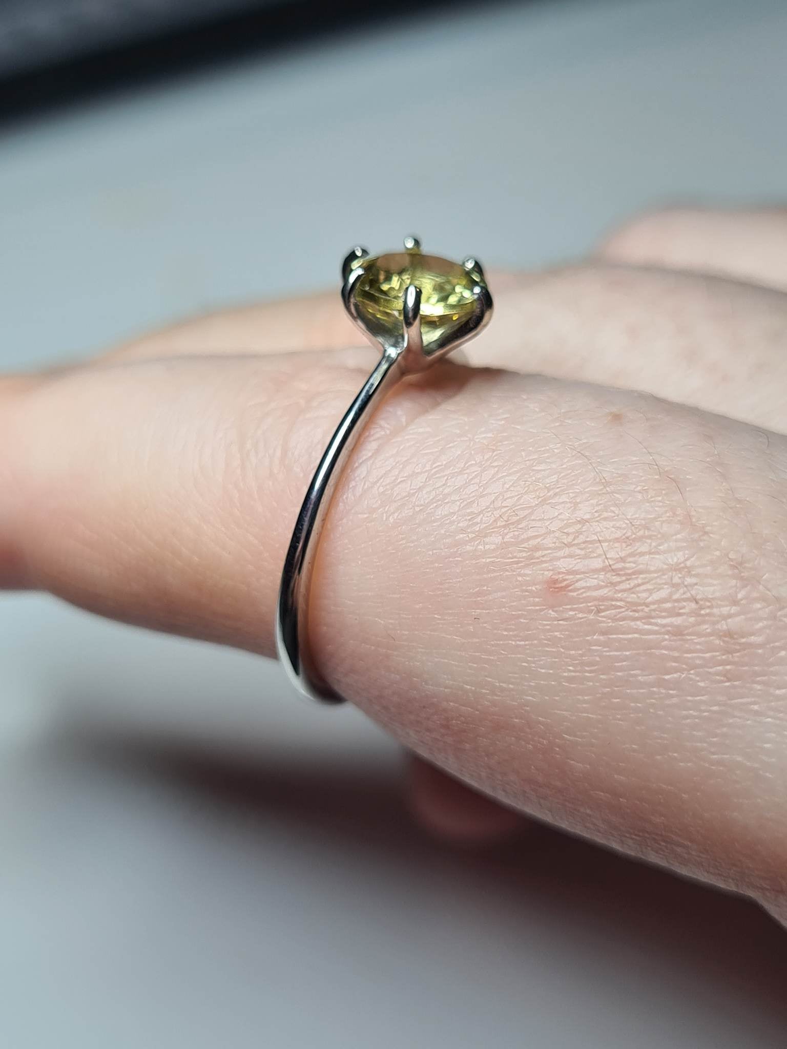 Yellow on sale apatite ring