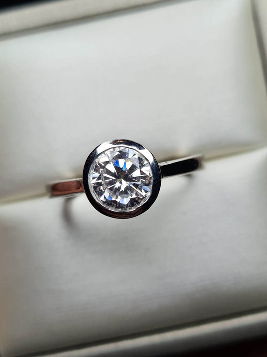 2ct Solitaire Moissanite Solitaire Ring 925 Sterling Silver SIZE V