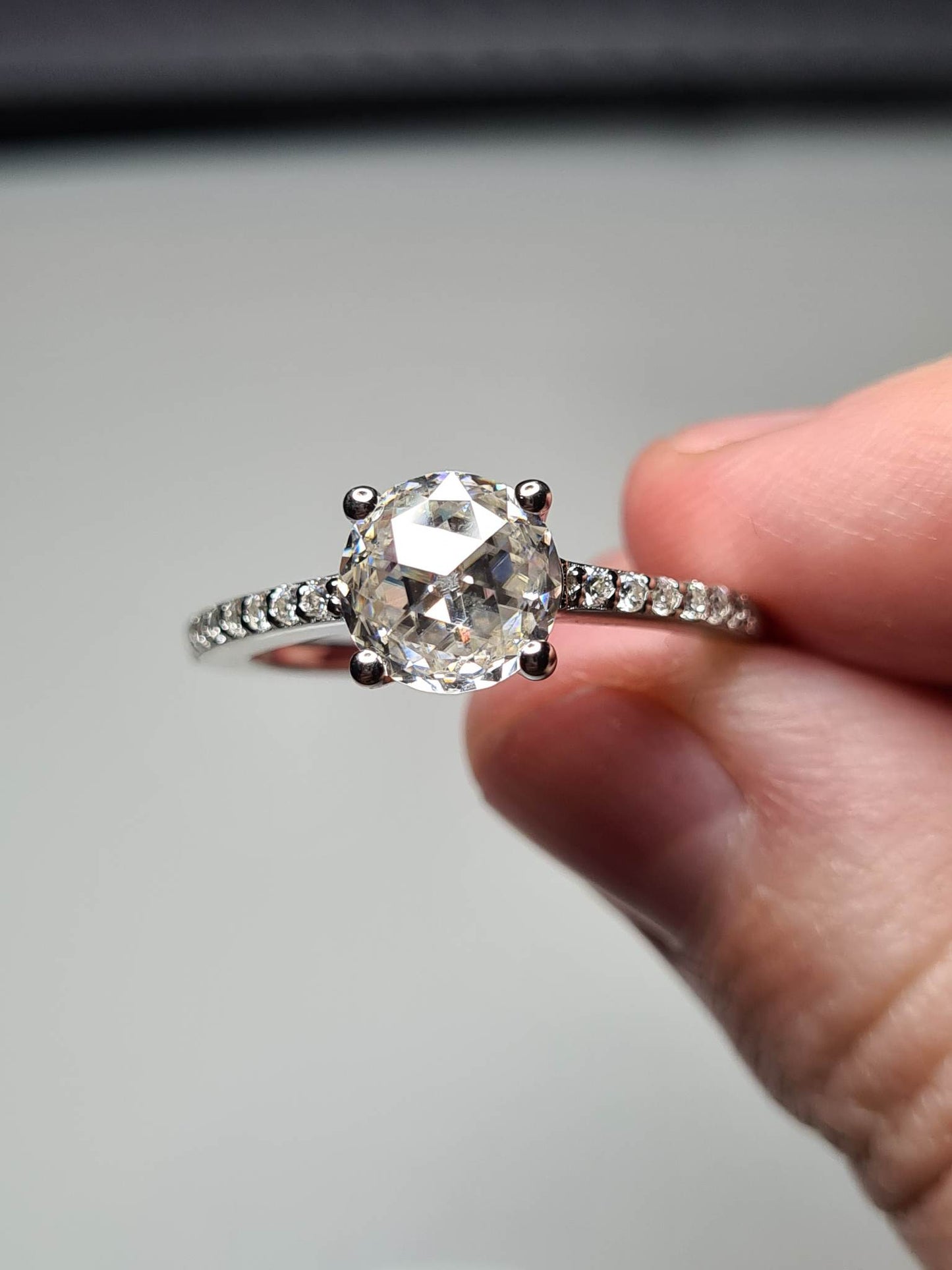 2.02 Moissanite Engagement ring 925 sterling silver SIZE T