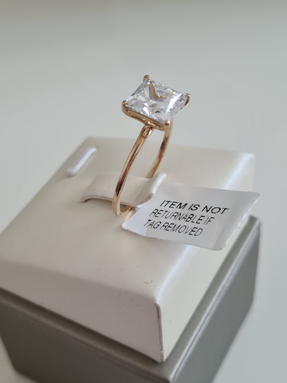 9K Gold Princess Cut Swarovski Zirconia Solitaire Ring SIZE R